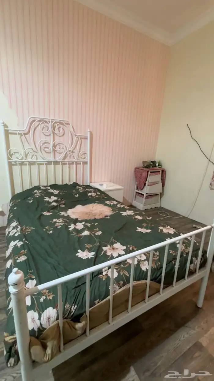 غرفه نوم كامله توصيل من ايكيا مافيها كسر ولا خدش 0