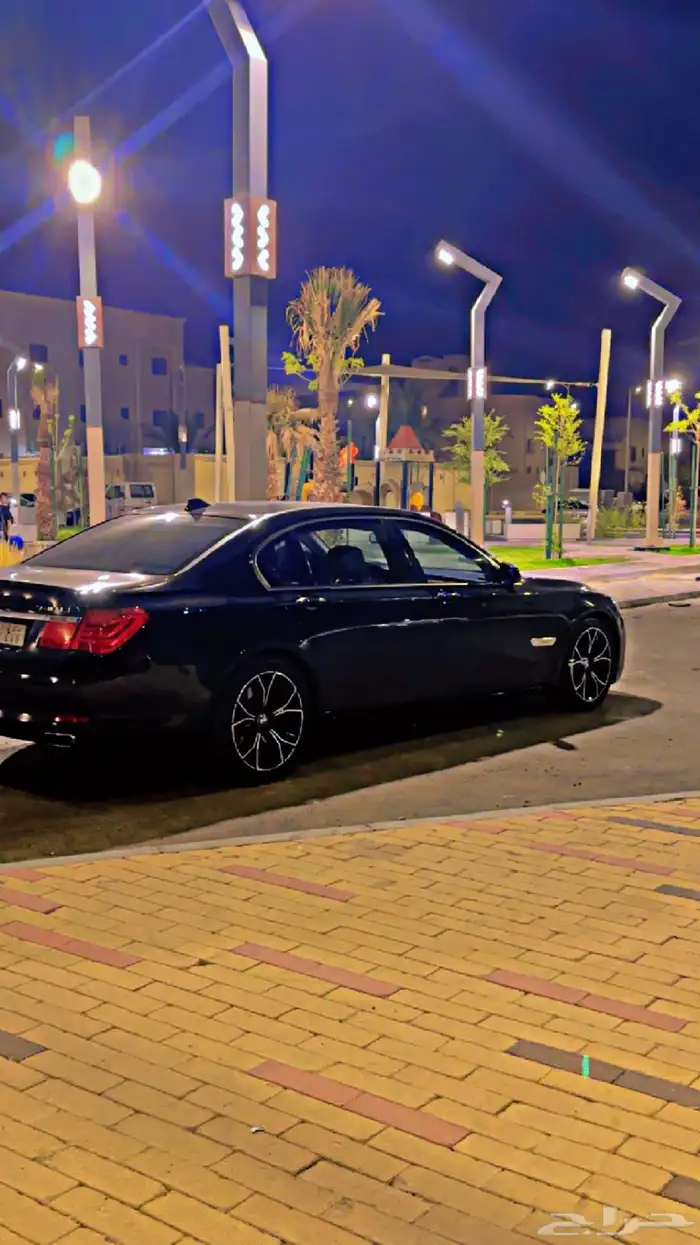 بي ام دبليو 2012 فل كامل 1