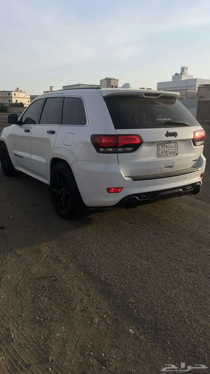 جيب قراند شروكي 13 10