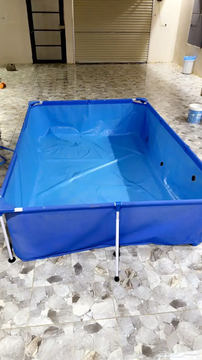 مسبح صغير بشرورة 1