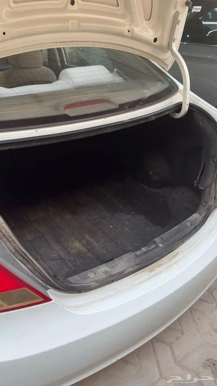 هونداي اكسنت 2013 سيارة عمال 10