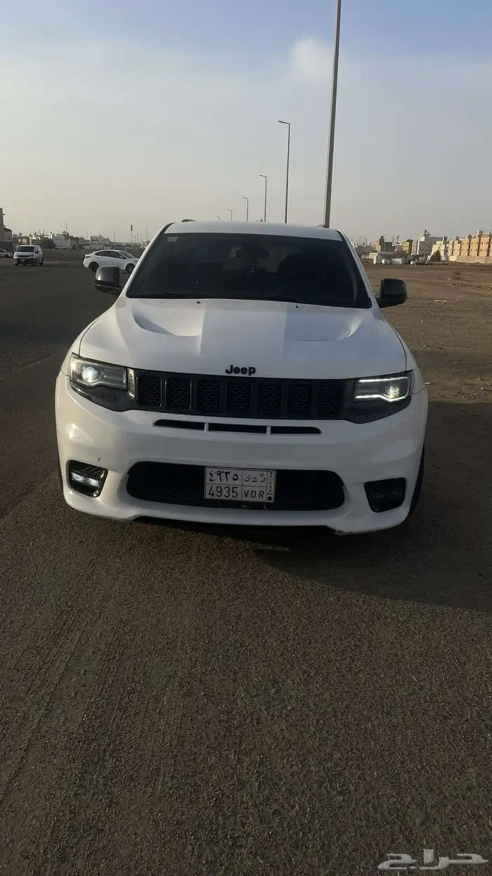 جيب قراند شروكي 13 6