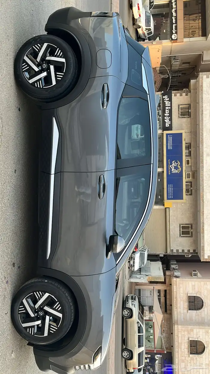 نيسان كيكس 2025 4