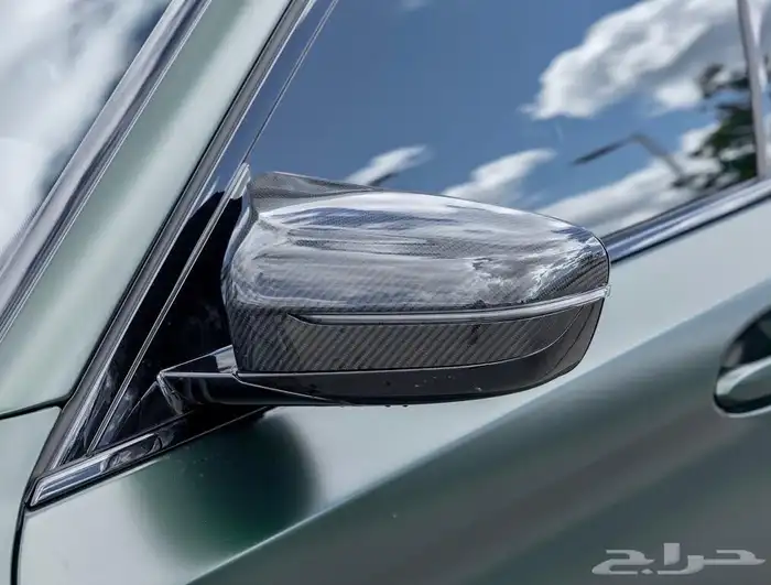 للبيع BMW - M5 - Cs موديل 2022 شبه اصفار وارد كندا 4