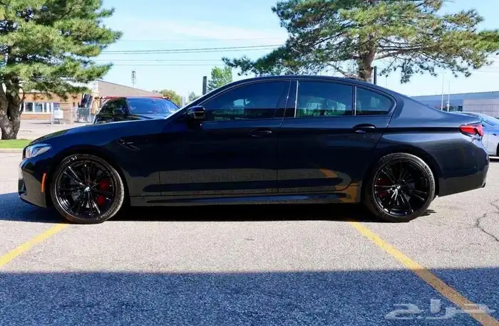 للبيع BMW - M5 - competition موديل 2021 بسعر خرافي وارد كند 3