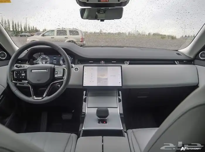 رانج روفر ايفوك اس Range Rover Evoque S موديل 2025 9