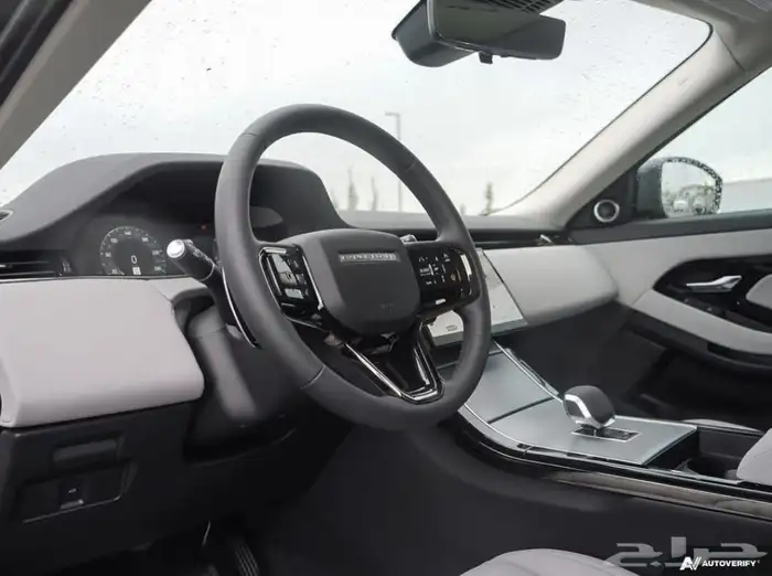 رانج روفر ايفوك اس Range Rover Evoque S موديل 2025 11