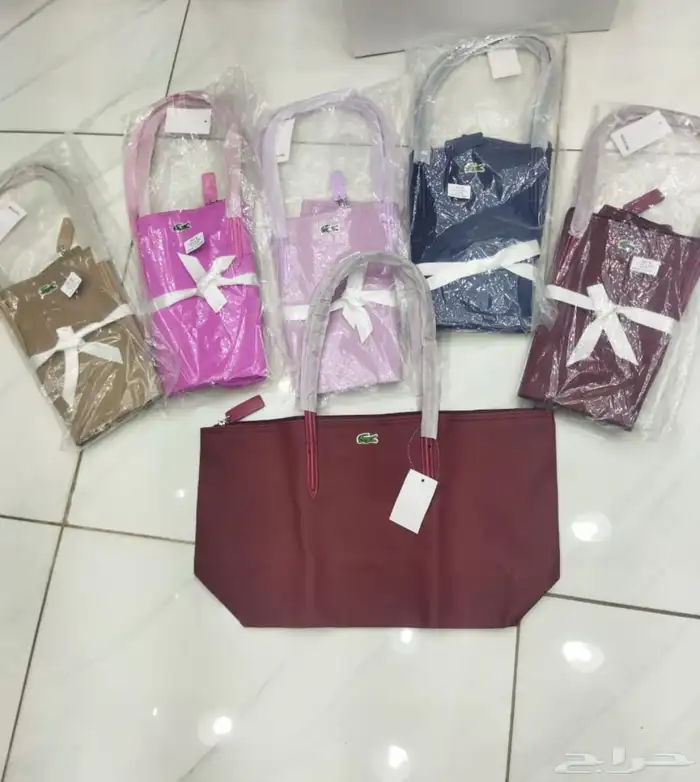 شنط نسائيه آخر الموديلات جملة او بالحبه 0