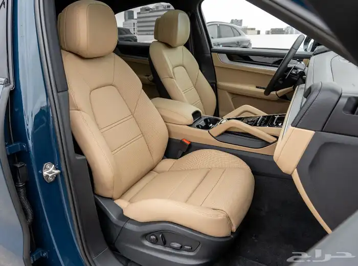 2024 Porsche Cayenne Coupe شبه جديد 9