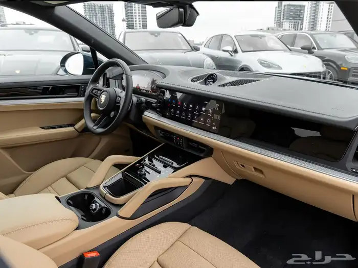 2024 Porsche Cayenne Coupe شبه جديد 7