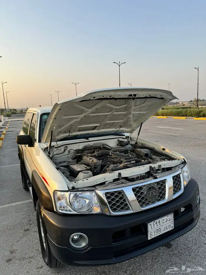 للبيع باترول ربع موديل 2006 6