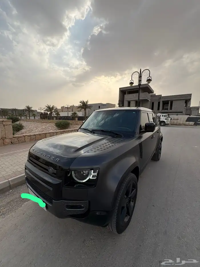 ديفندر 8 سلندر 2023 4