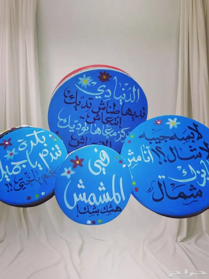 دفوف عليها خطوط ورسومات 4