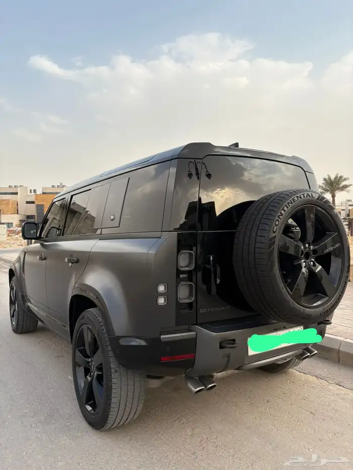 ديفندر 8 سلندر 2023 3