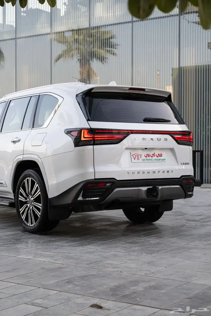 جيب لكزس ايجار 3