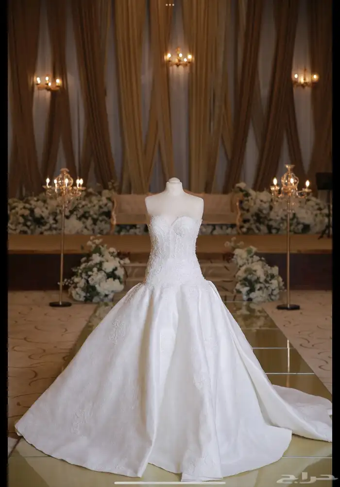 فستان زواج مع جميع الملحقات 6