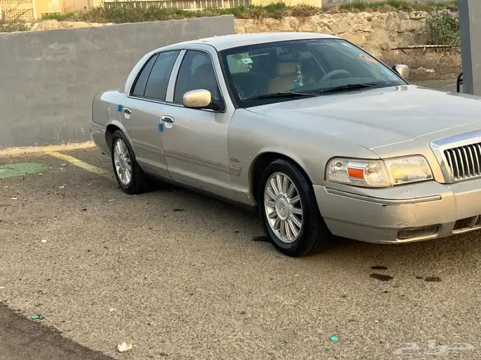 فورد جراند ماركيز 2010 امريكي ممشى 186000 ميل يعادل 299000 5