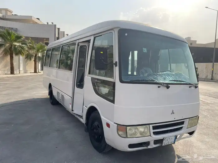 باص ديزل للايجار ميتسوبيشي بدون سواق 2