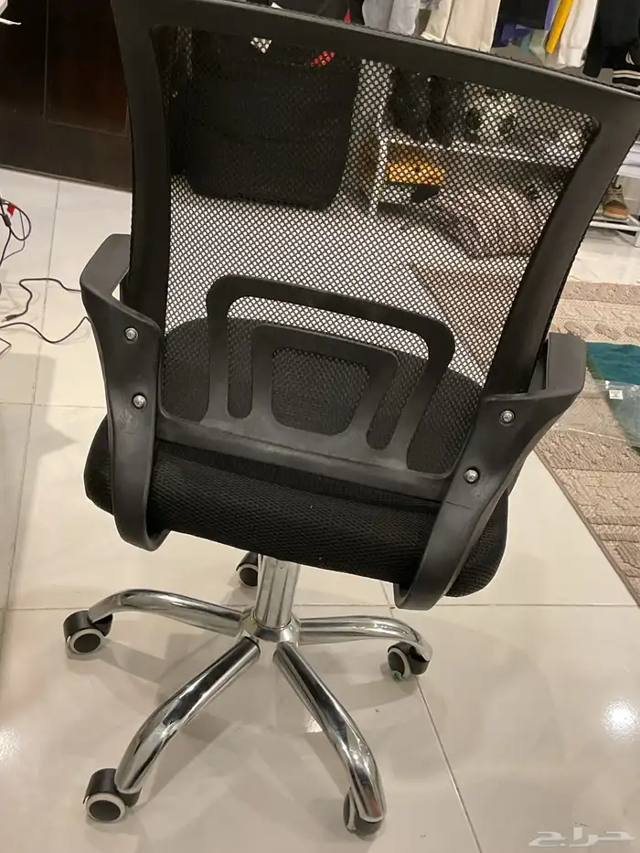 كرسي مكتبي نظيييف جدا ولا فيه أي ملاحظات 2