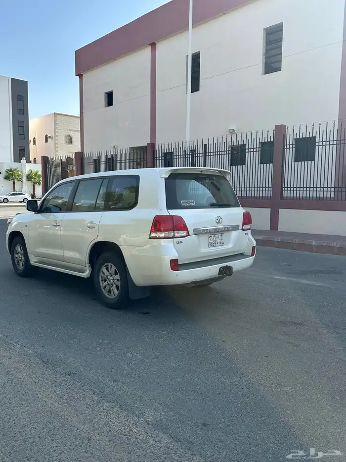 لاندكروزر (GX) 2008 ماشي 249 الف 8V 3