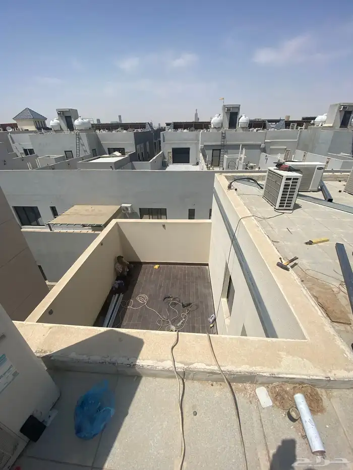 حداد فرنجي قرف متنقله ساندوش بنل سواتر شينكو وألمنيم 4