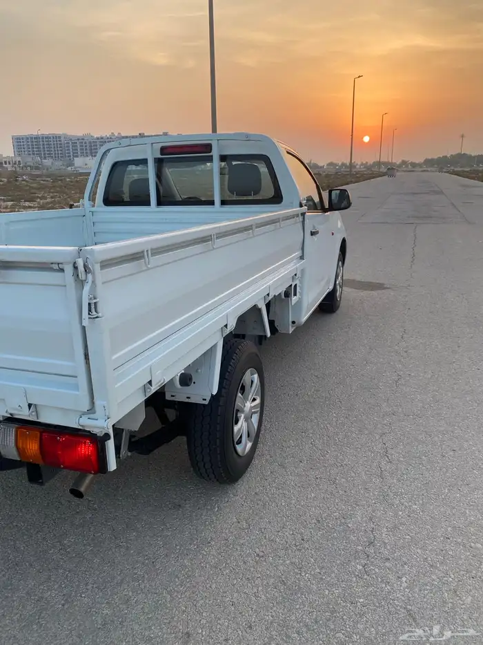 ايسوزو ديماكس 2023 جوانب مكينه كبيره 5 شنكل 2
