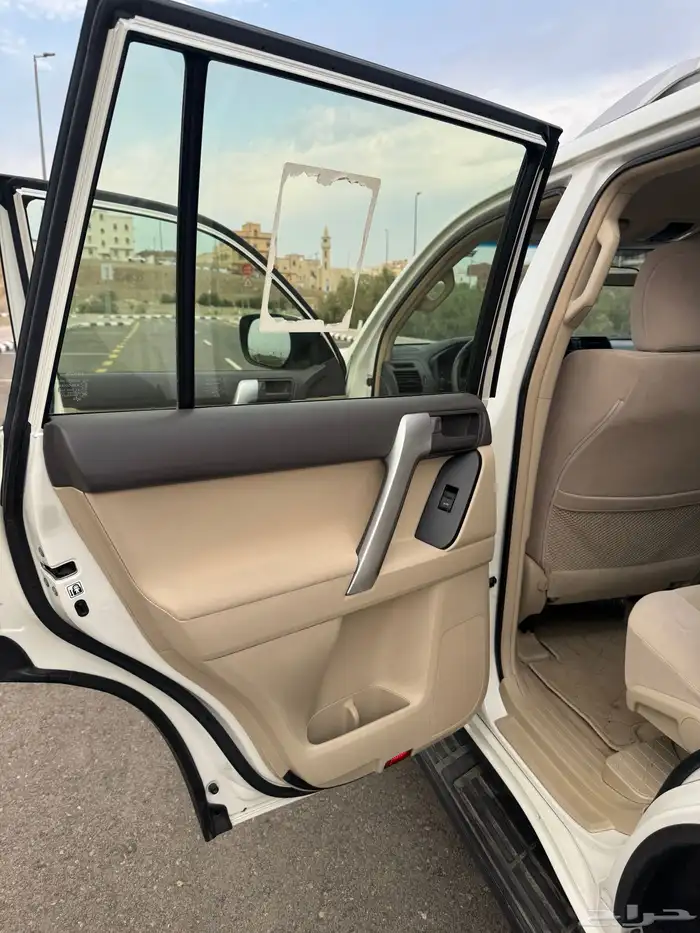 برادو ديزل الموديل2023 14