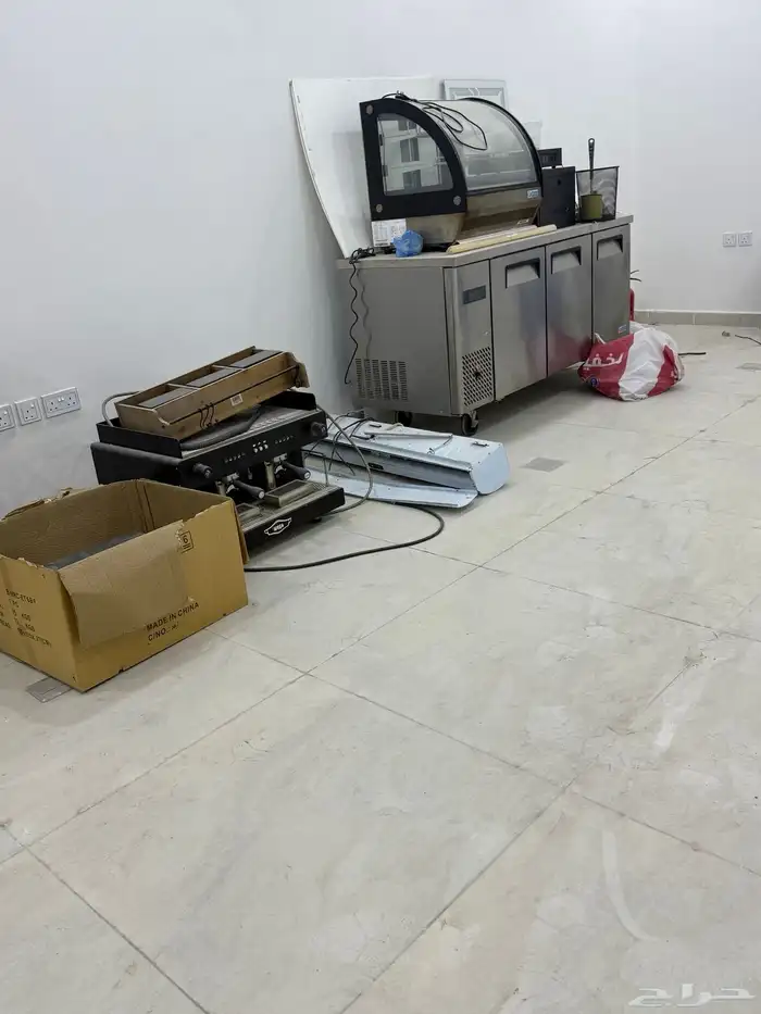 محل كامل مكمل جاهز من كل شيء للإيجار 3