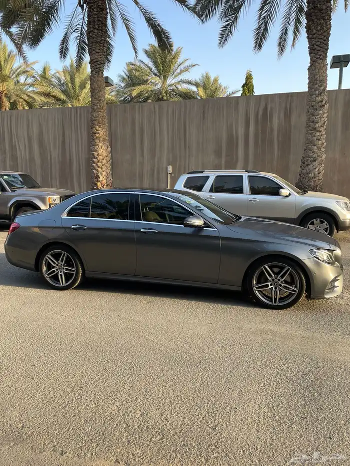 مرسيدس E200 2020 فل شبه مخزن 4