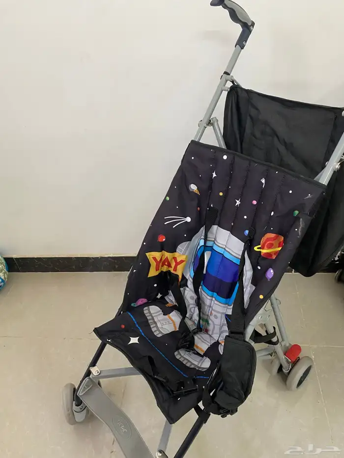 سرير اطفال و عربية اطفال 3