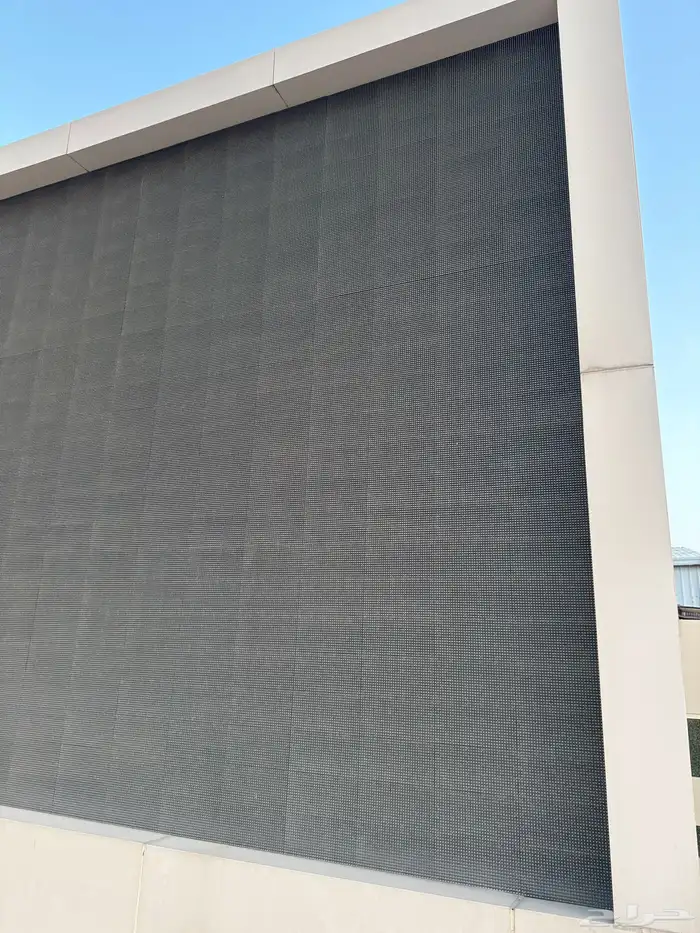 شاشة اعلانات LED كبيرة 1