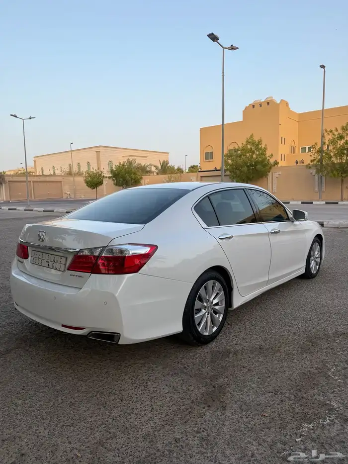 هوندا أكورد 2015 9