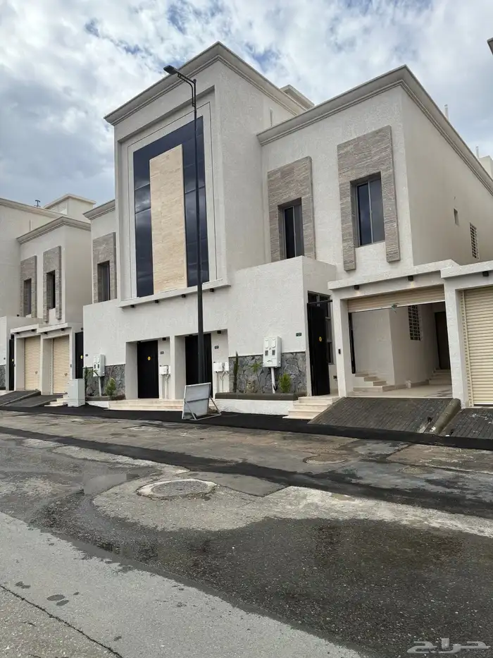 للبيع دور أرضي بحوش وضيافة خارجية قرب ضمك وكوبري باحص 4