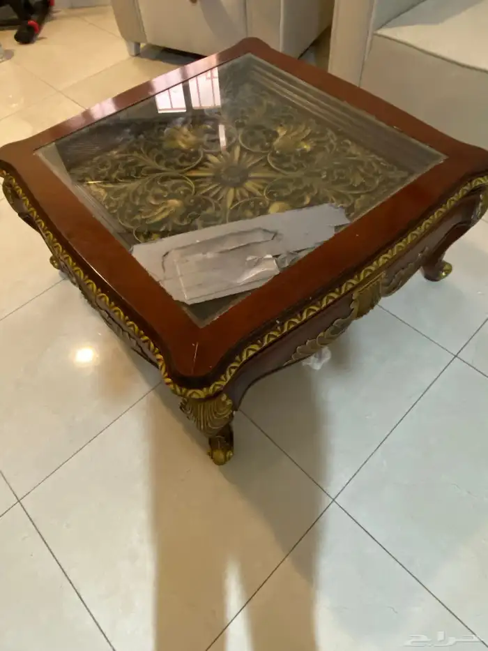 ثلاث طاولات زجاج مع خشب فاخرة  300 11