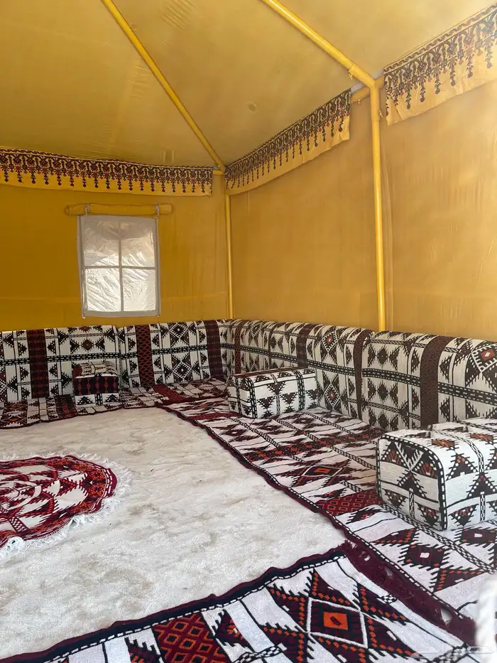 خيمة المنزل الملكية خيام منزلية بدون حبال بدون بدون عمدان 24