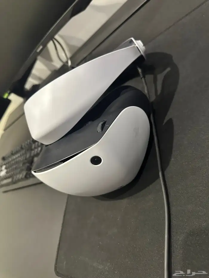 VR2 بحاله الوكالة مع كامل الملحقات 4