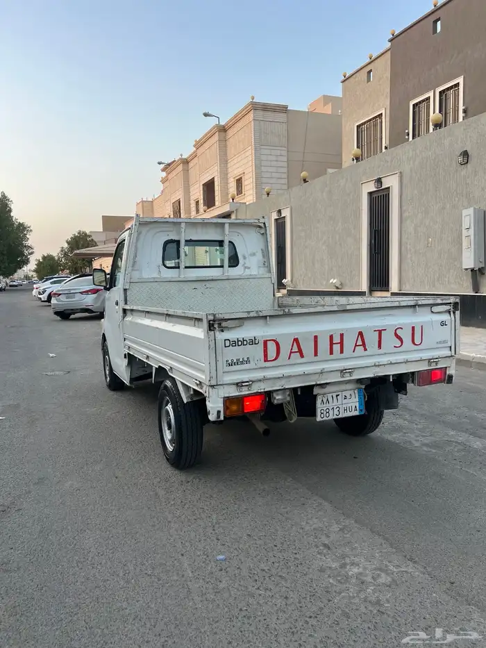 للأيجار دباب ديهاتسو 5