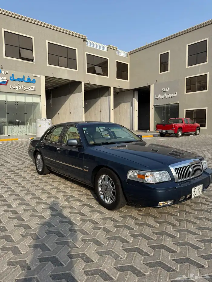 جراند ماركيز ليمتد 2009 للبيع 0