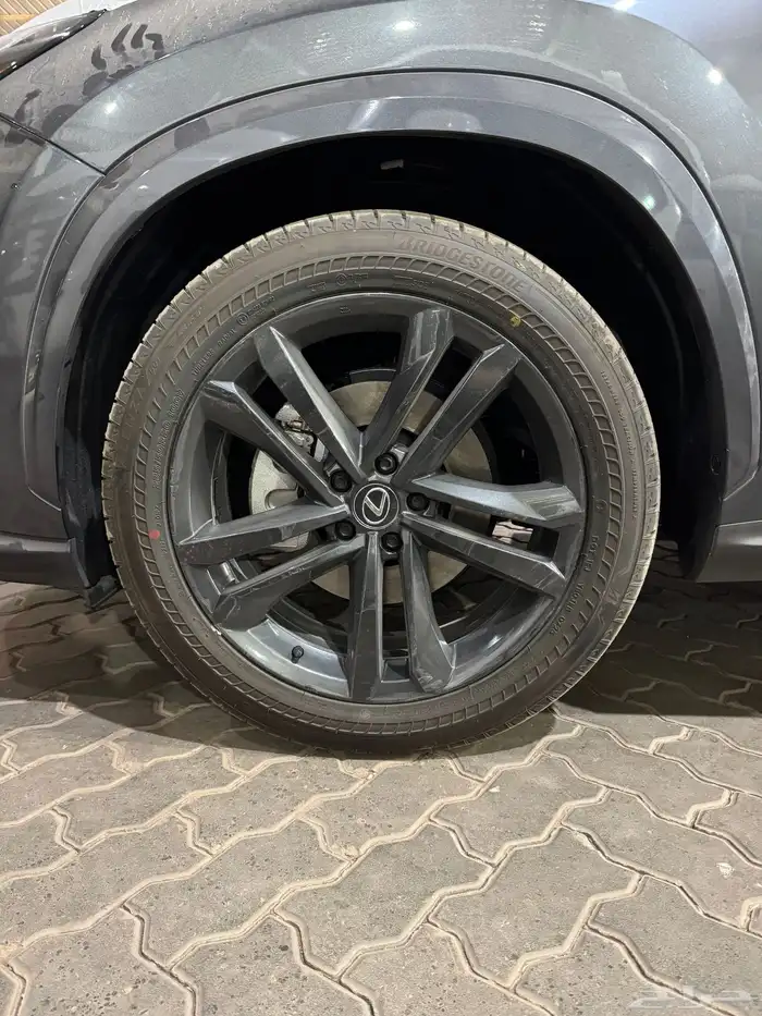 لكزس NX350 فئة AH هايبرد 2025 4