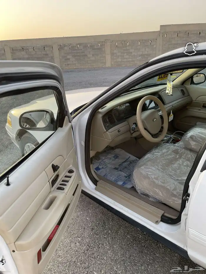 فورد فكتوريا بوليسي 2012 5