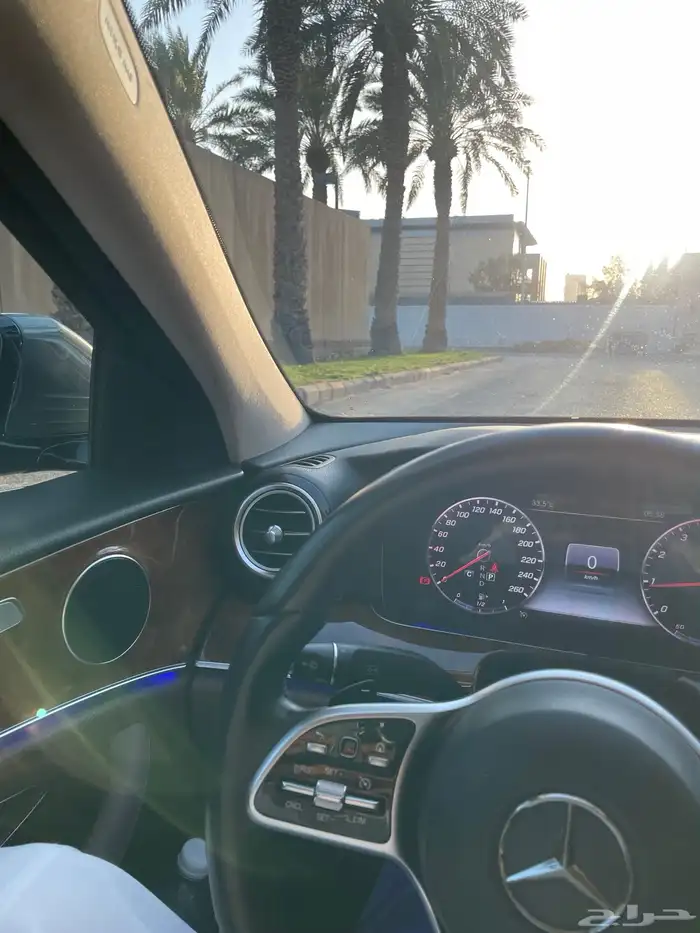 مرسيدس E200 2020 فل شبه مخزن 17