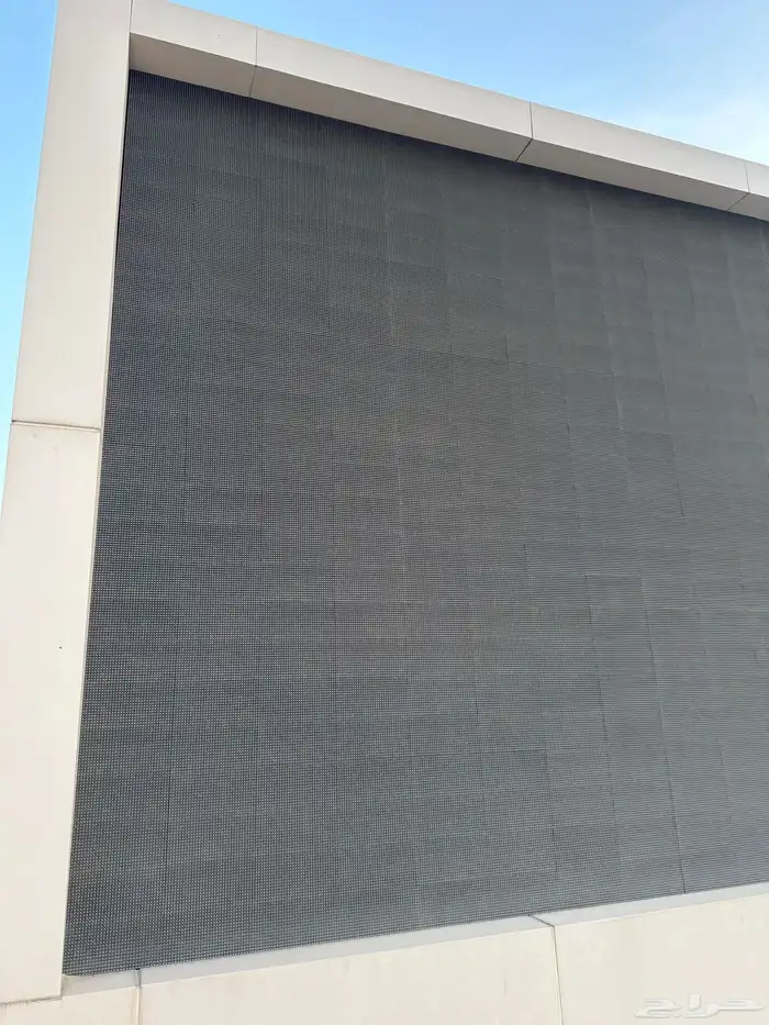 شاشة اعلانات LED كبيرة 0