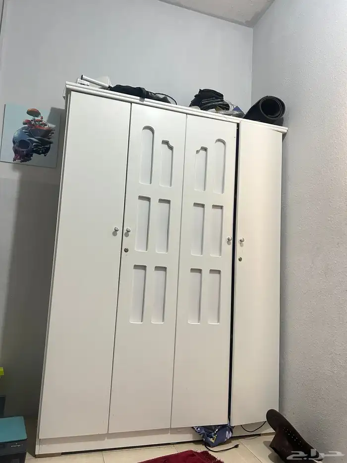 cupboard 0