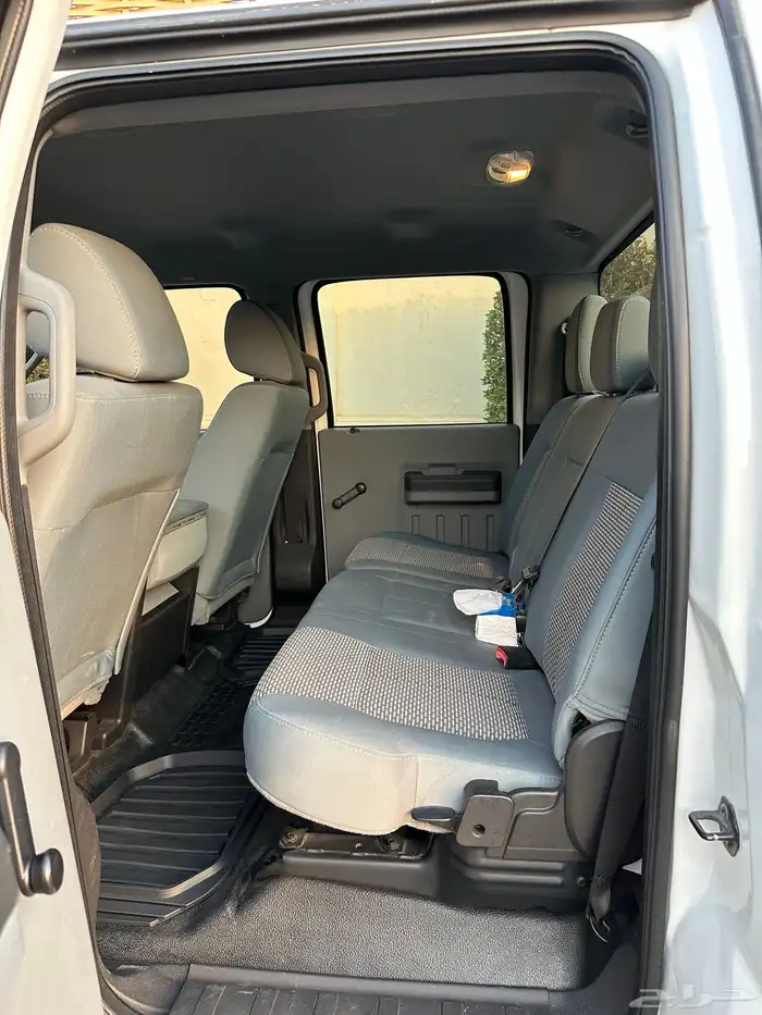 فورد توكيلات الجزيرة مخزن F350 SuperDuty 48