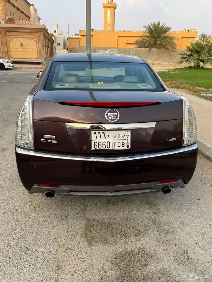 كديلاك CTS 2010 5