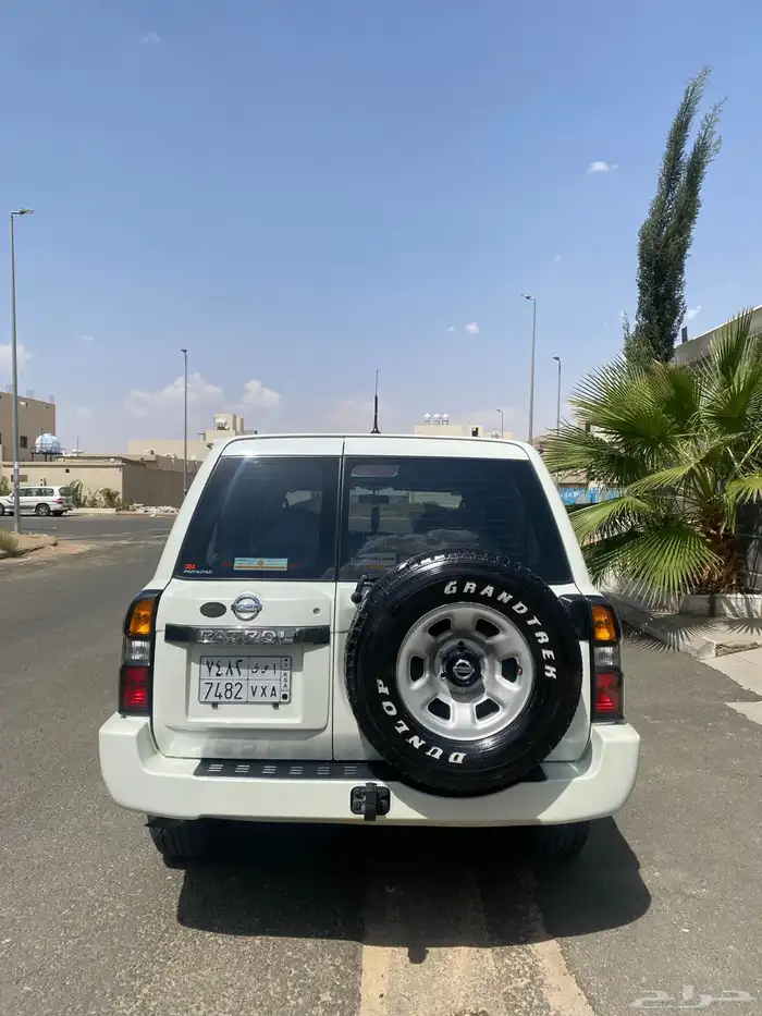 للبيع باترول نيسان 40