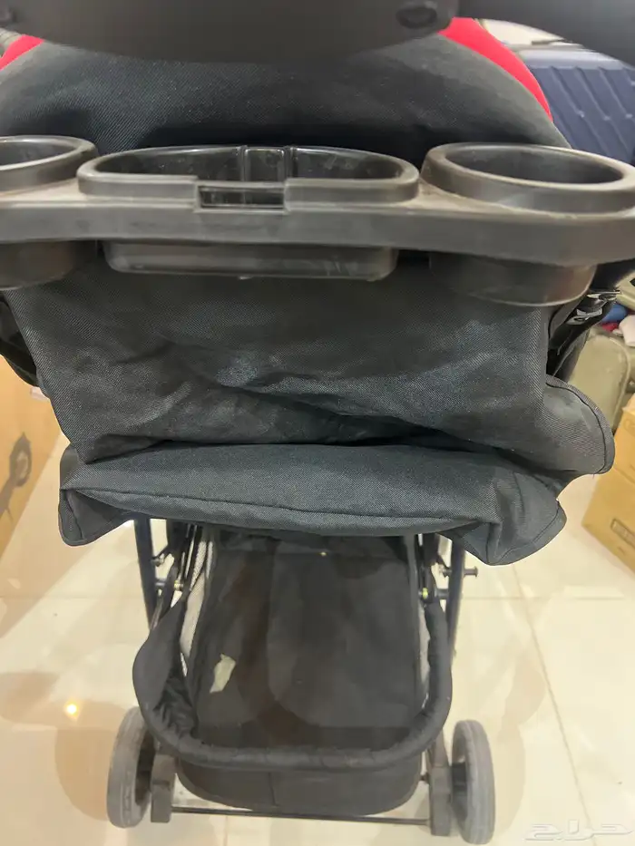 عربة للأطفال مركة junior لم تستخدم إلا شهرين 1