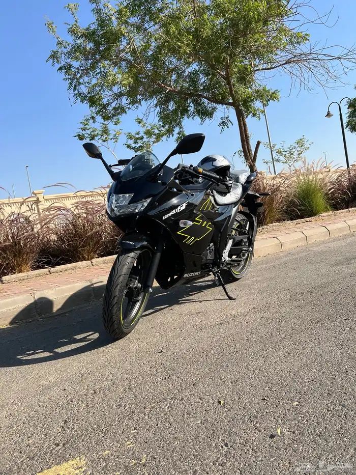 للبيع سوزوكي gixxer 150 2