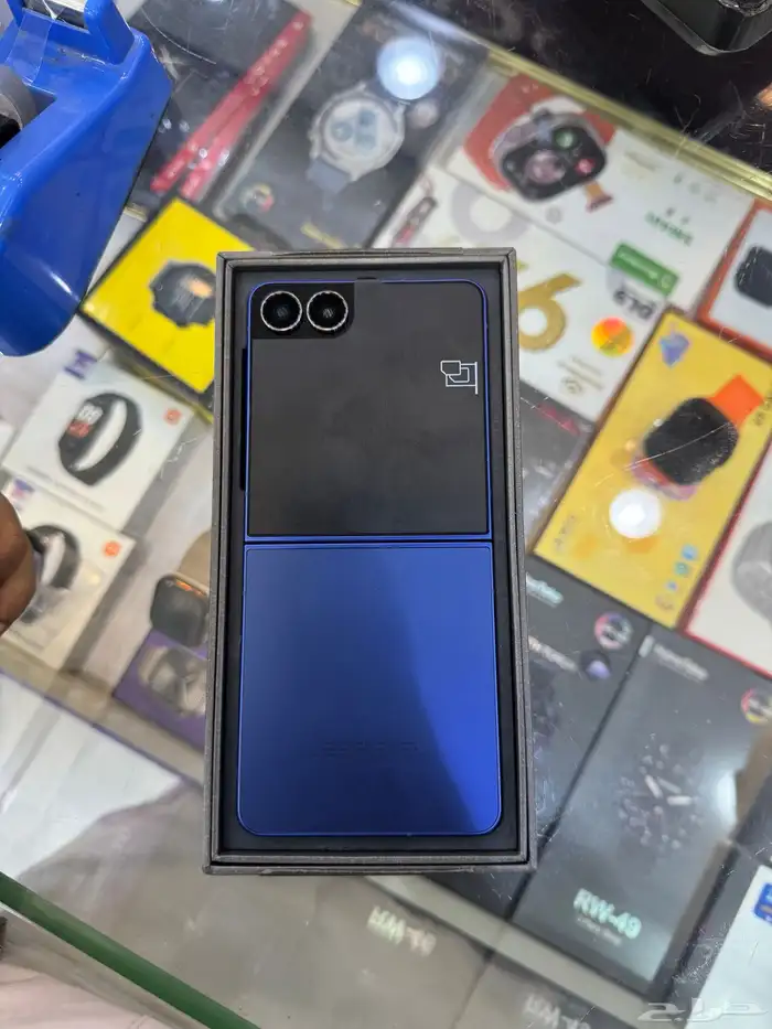 جلكسي سامسنج Z Flip7 0