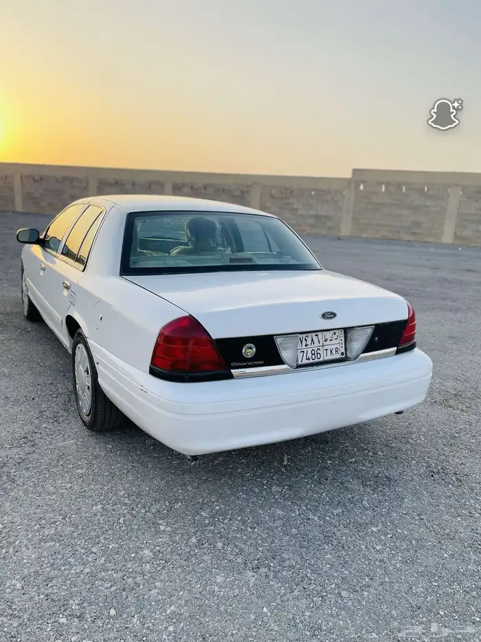 فورد فكتوريا بوليسي 2012 0